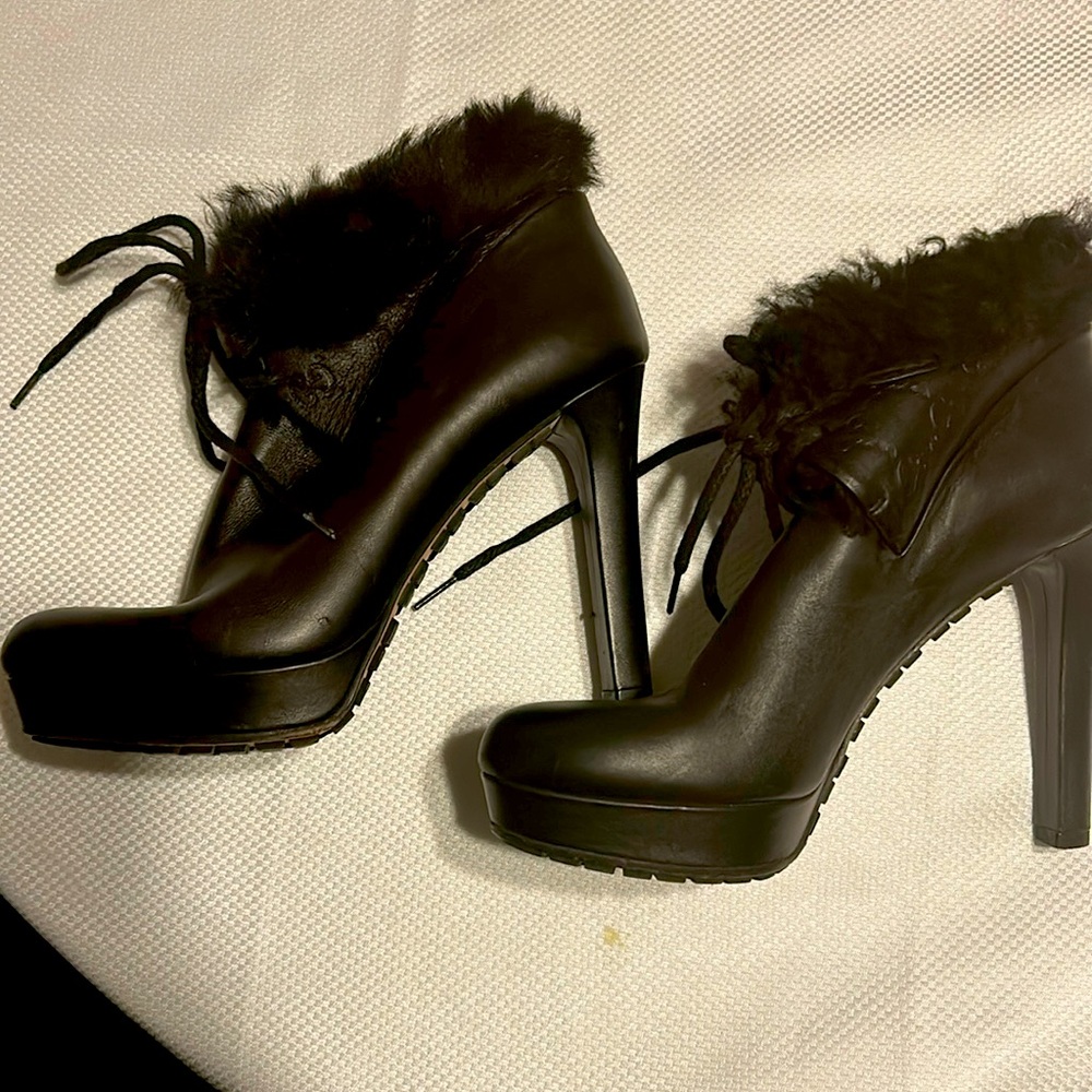 Authentic Gucci 4’ heels